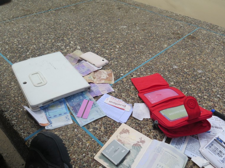 Los dirhams al sol, después de sufrir un accidente! :(